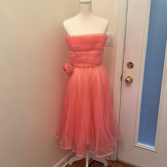 Betsey Johnson Dresses & Skirts - NWT Vtg Betsey Johnson Pink Coral Strapless Pleated Sundress